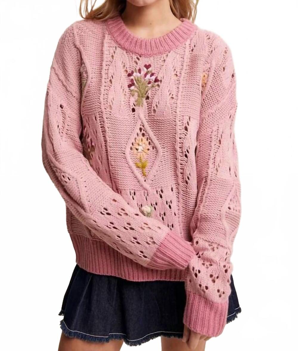 NEW LISTICLE embroidered flower detail checkered knit sweater in blush pink